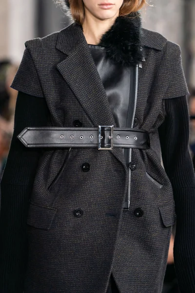 Look 96